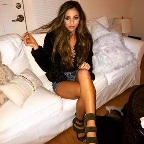 Clothing Leg Thigh Beauty Long hair 