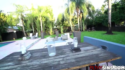 Stepbrother Fucks His Stepsister Taylor Pierce By The Pool