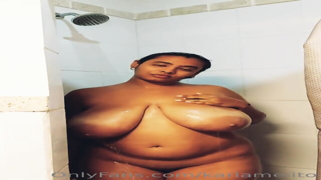Onlyfans-karlamelito shower