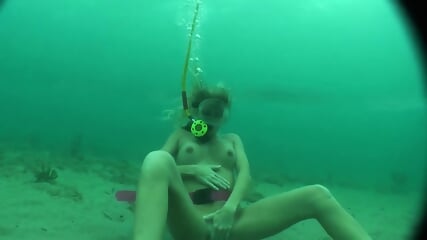 Avonna's 2nd Diving Adventure