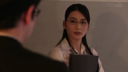 Dating Her Boss Uncensored (Honjou) - Suzu Honjo.