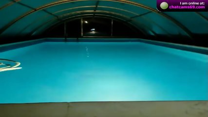 IIEVAII Naked Blonde In The Pool On Cam