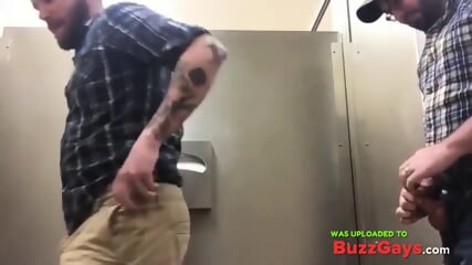 Bubby Barebacks Pup In A Public Stall