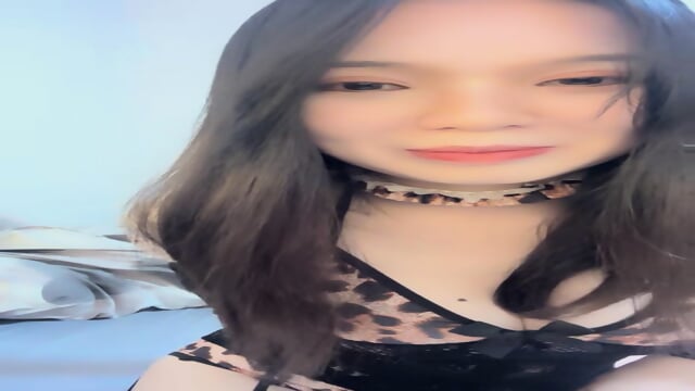 豹纹内衣甜美女神！刚过大姨妈密码房！极品白嫩美乳