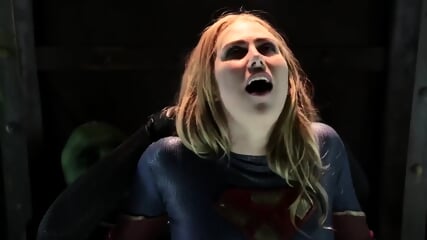 Carter Cruise XXX Supergirl