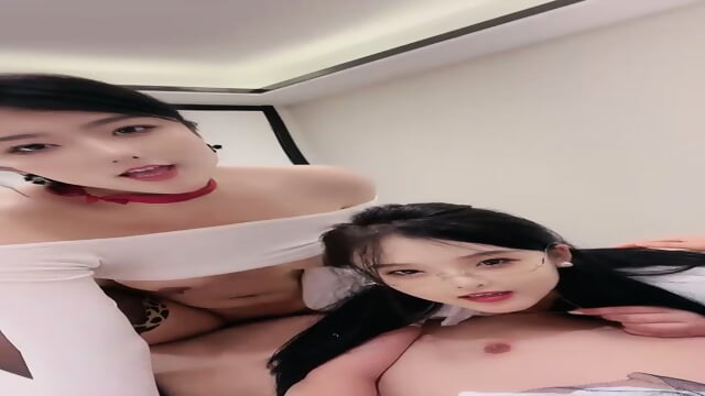 草莓姐妹_350940960_20240815_011824_89_01_30_20_955_01_59_48_335