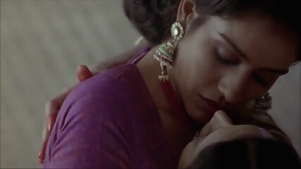 Indira Varma Kamasutra Mrskinindia Desnudapelículas De Fantasía De Bollywood