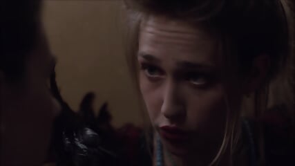 Zosia Mamet BALLBUSTING Kick In The Balls, Girls S1 Ep7