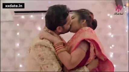 Preeti Bhabhi Ki Suhagraat Par Tuti Seal Bhabhi Rone Lgi