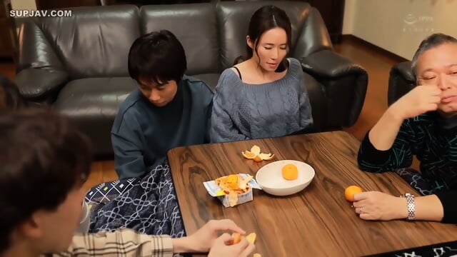 Japanese Mom & Step Son Yuka Mizuno – [Decensored]