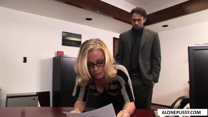 Nicole Aniston Dirty Secretary Is Wanting Hardcore Sex