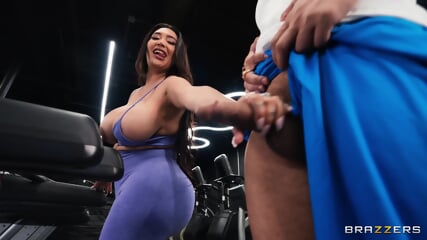 IG Girl Debut In Porn