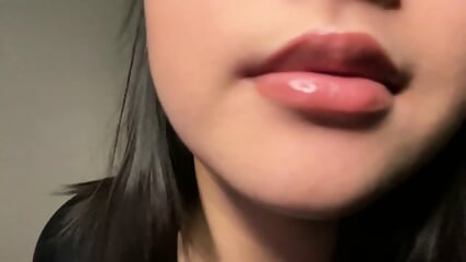 Korean Girlfriend Kissing ASMR