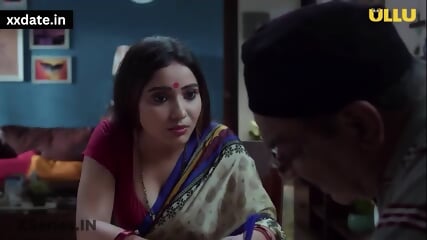 PYAASI BHABHI KO PILA BADA HATHIYAAR