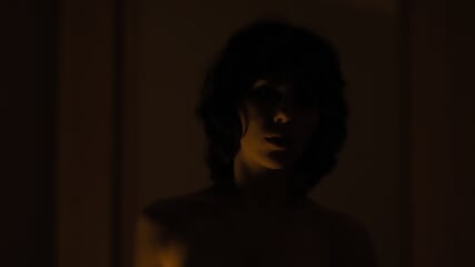 Under The Skin NUDE IN 4K