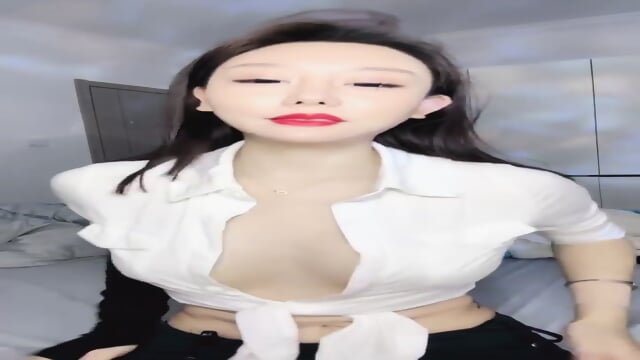 【奶白大兔子】绝对女神G奶大长腿美到窒息骚舞掰B诱惑_3