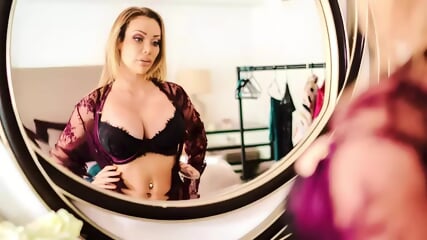 Dressing Room Poon - Chessie Kay