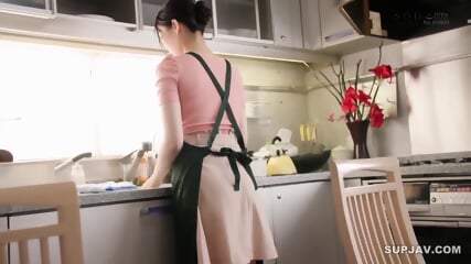 A Beautiful Wife Who Runs A Vacation Rental Is Provoked By A Guest And Has NTR Sex. I Got Addicted To It And Had Sex For 3 Nights And 4 Days Hiding From My Husband Rei Kamiki