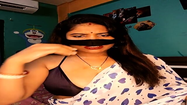 V-hot-sweet stripchat model live