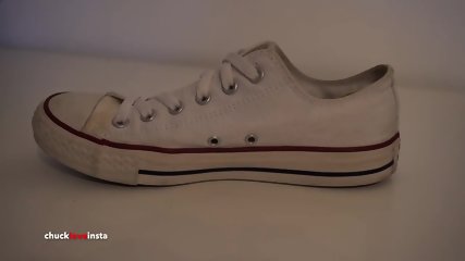 My Sisters Shoes: White Converse Part 2