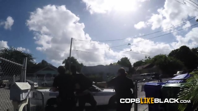 CFNM interracial sex with AGGRESSIVE black muscled dude