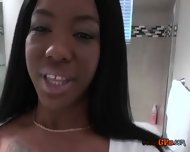 Sexy Ebony Teen Gives Good Head To White Bf