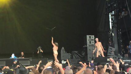 Peaches - Fuck The Pain Away - Live - Riot Fest - Chicago, IL - 9/16/17