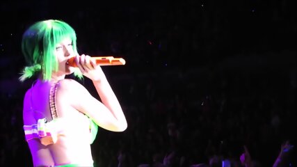 Katy Perry Sexy & Hot By DJ On 2-24-19