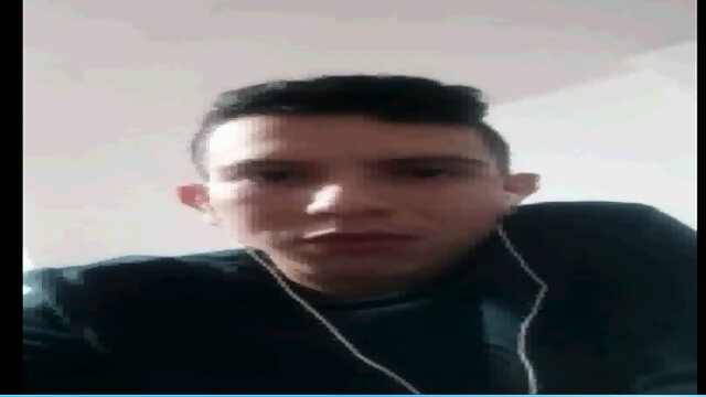 Mira a Junior Martínez Moreno