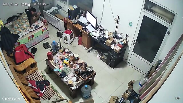 The office leader and the young woman’s lover often meet during working hours