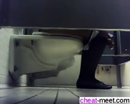 Find Her On Cheat-meet - College Girls Toilet Spy