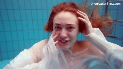 Sexy Russian Chick Pool Swim Session Naked