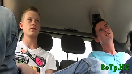 Gay Dude Gets Ass Banged In A Car