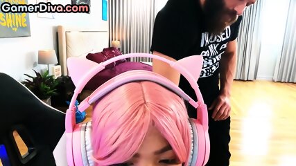 Ebony Gaming Bae With Pink Hair Fucked In Throat And Twat