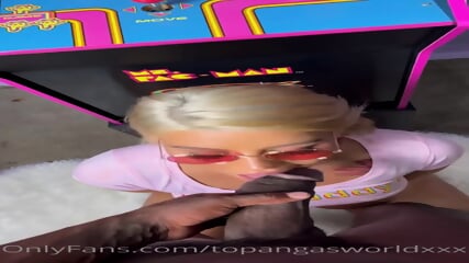 Fucking This Thot In Front Of Ms PAC-MAN Video Game