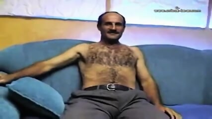 Hot Hairy Turkish Daddy Jacks Off Solo